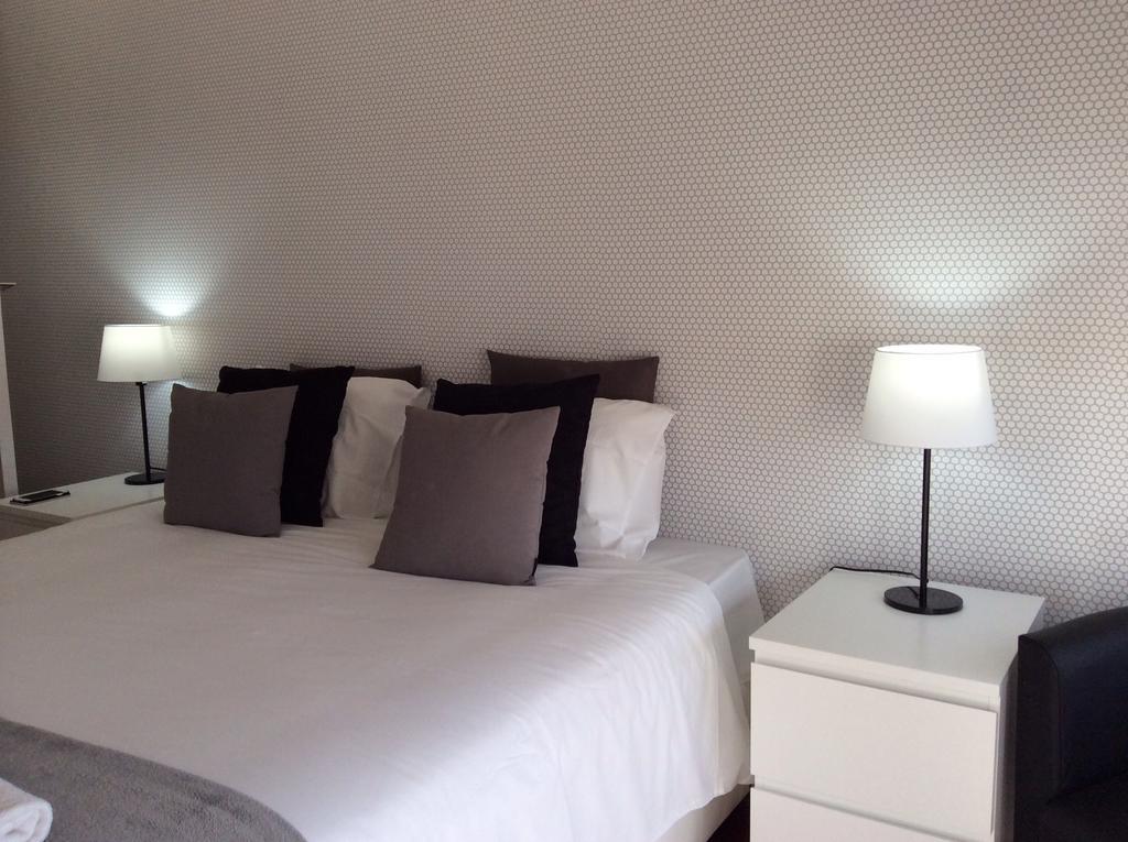 4U Lisbon IV Guesthouse Airport Exterior photo